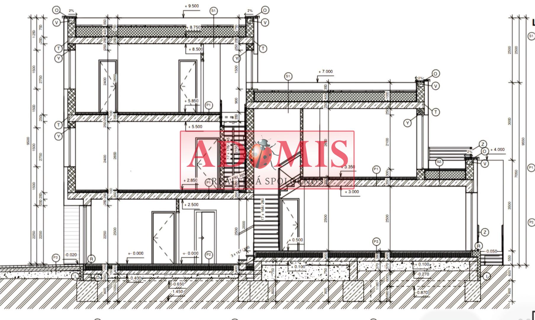 na predaj 4-izb.tehlový dom 192m2,garáž,N.Hutka,3x kúpelňa,3x wc,balkón, terasa, záhrada