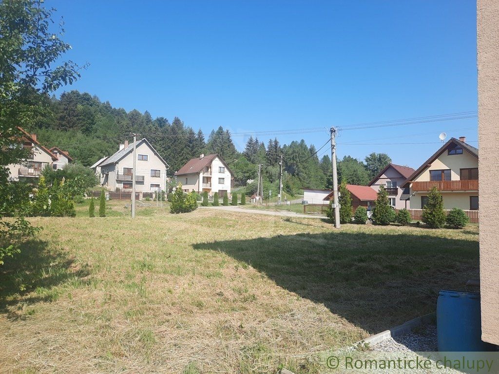 Veľký dom na Liptove, vhodný na bývanie, podnikanie za výbornú cenu