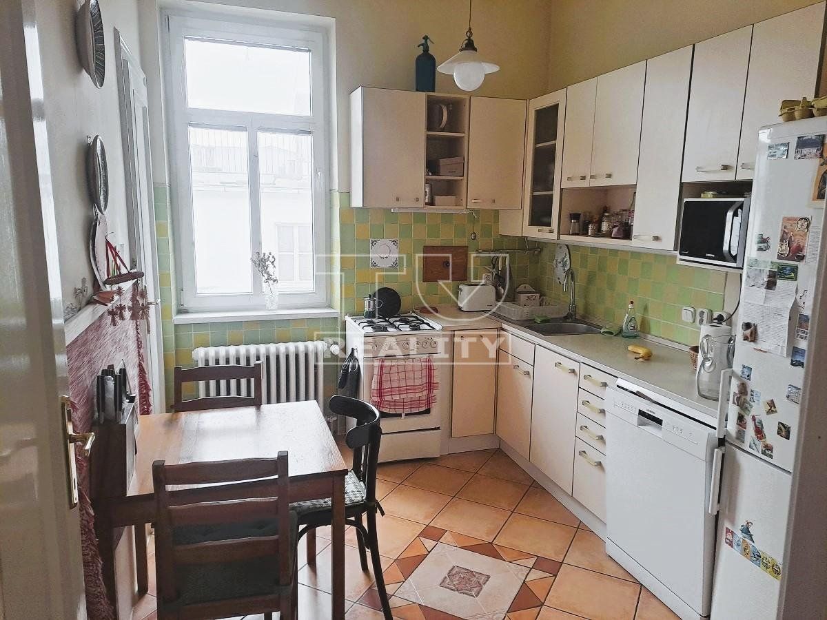 Iný-Predaj-Bratislava - mestská časť Staré Mesto-364000.00 €