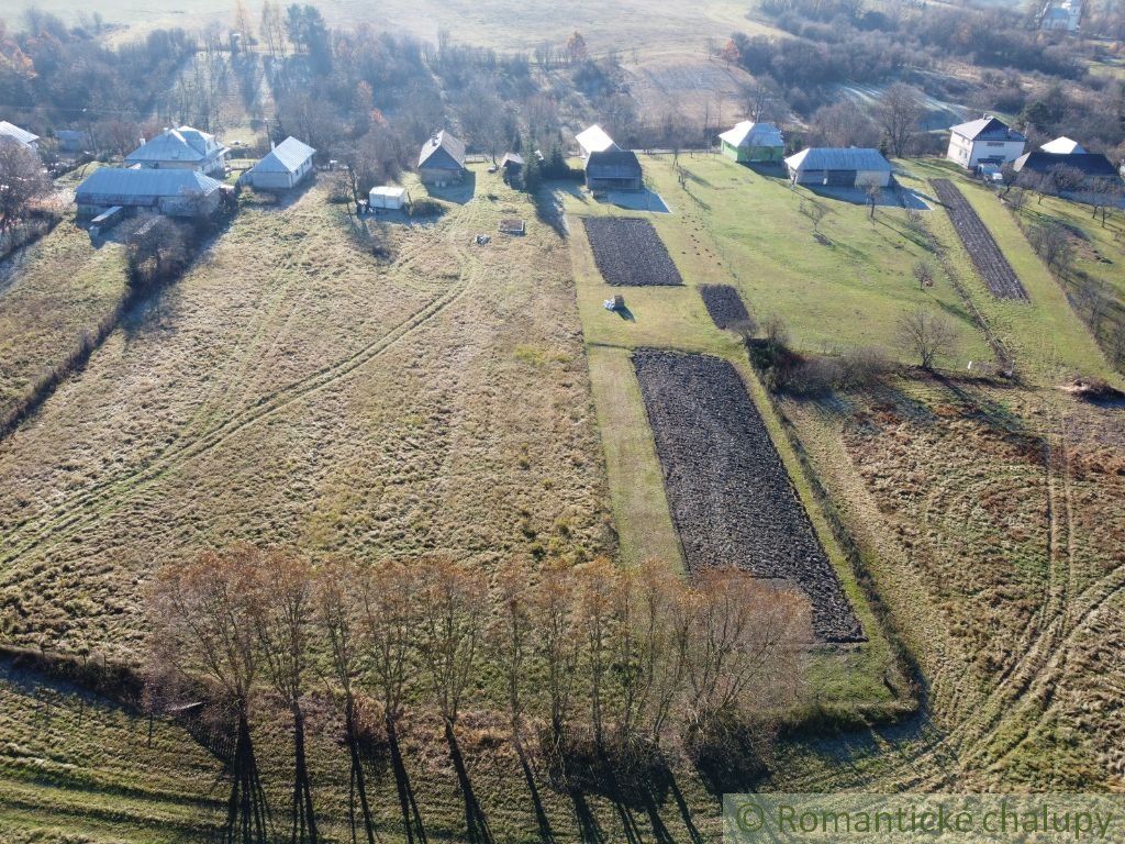 Na predaj vidiecky dom pri Snine s veľkým pozemkom - 51 árov