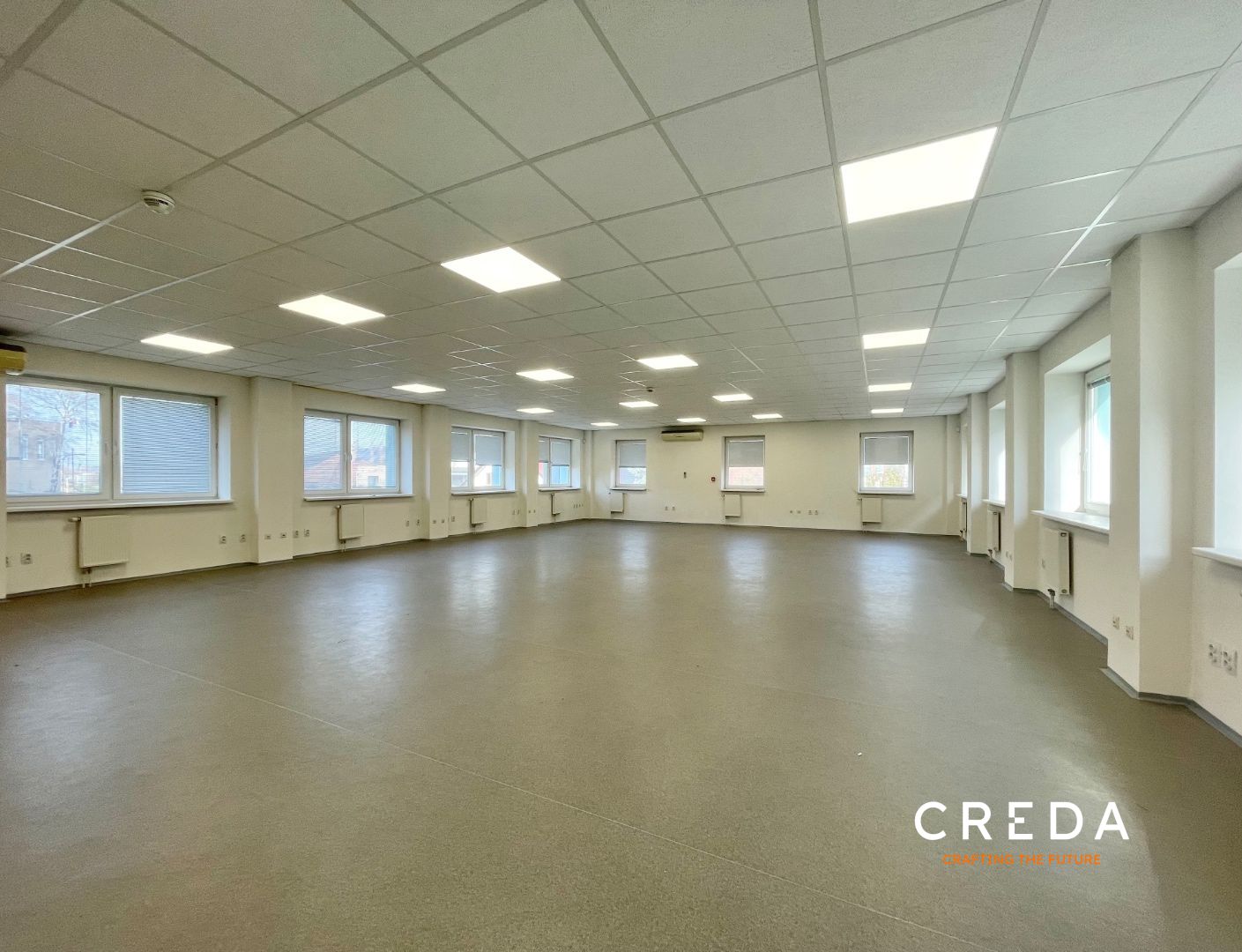 CREDA | prenájom 260 m2 open space kancelárie, Nitra, Vodná