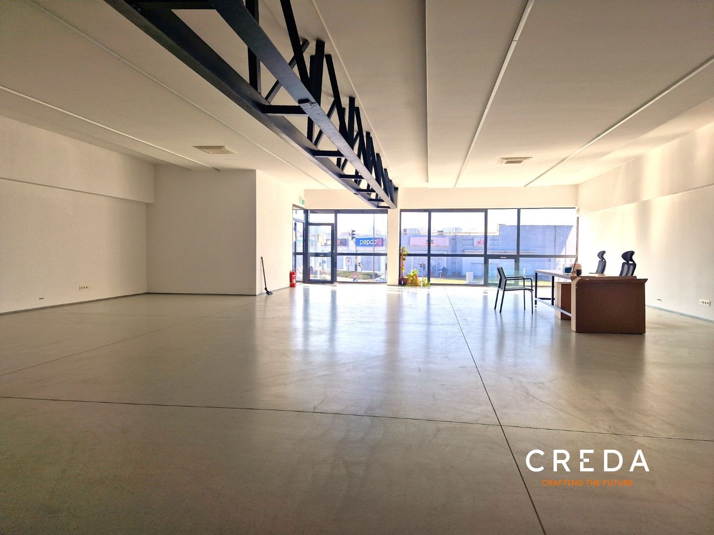 CREDA | prenájom komerčného objektu 720 m2, Nitra