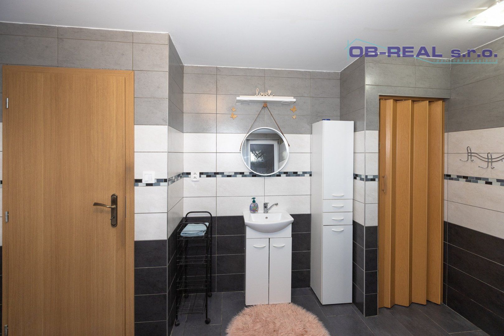 Predaj rekonštr. 4izb RD 189m2, 2xkúpeľňa, pozemok 1295m2