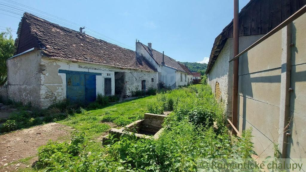 Jedinečná ponuka - 160 ročný dom, vhodný aj na chalupu na predaj, Záhorie