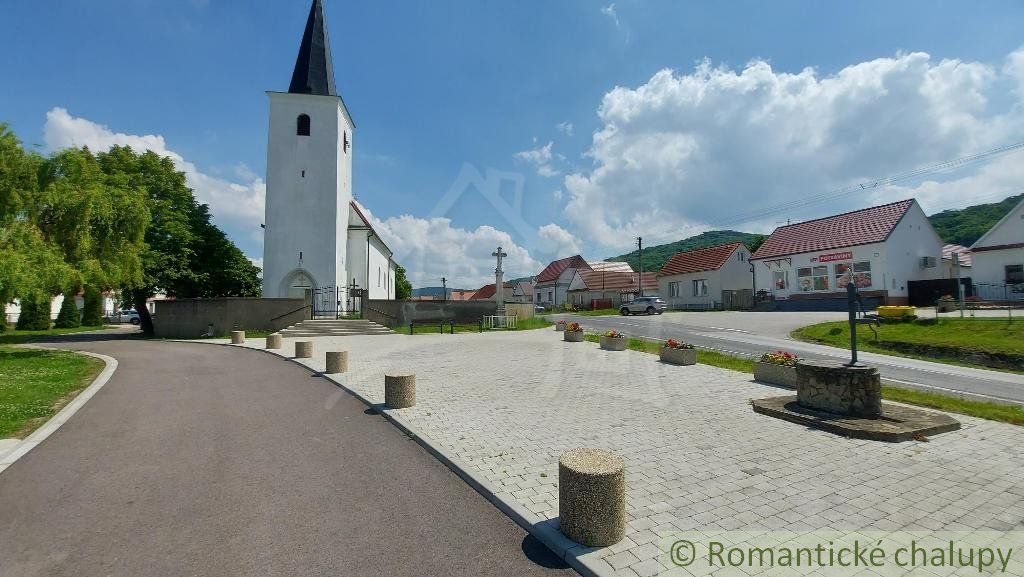 Jedinečná ponuka - 160 ročný dom, vhodný aj na chalupu na predaj, Záhorie