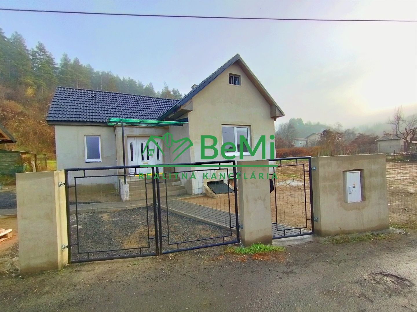 Rodinný dom-Predaj-Radzovce-58 000 €