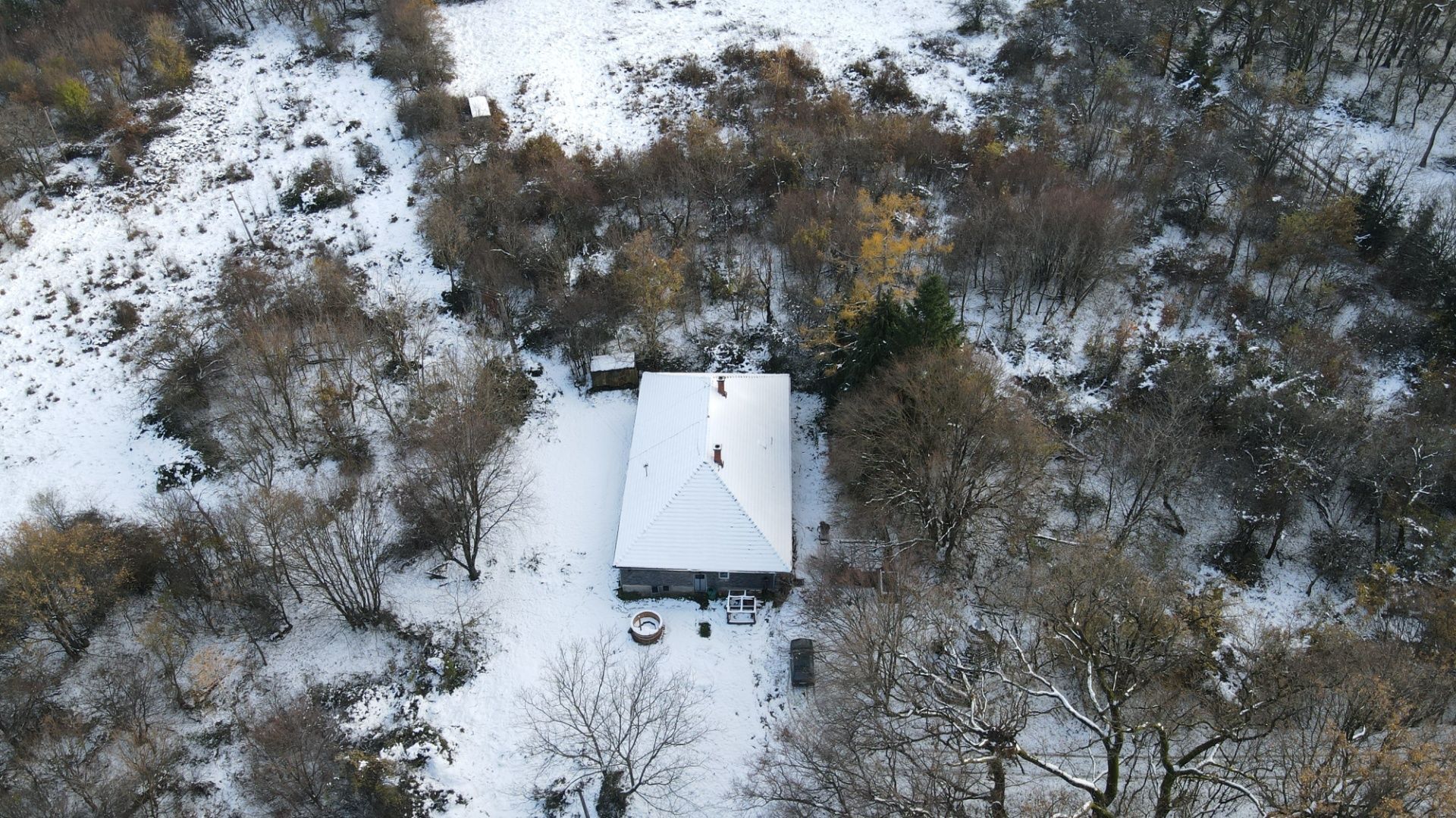 PREDAJ - CHALUPA 240 m2 - JELENEC ID 026-13-FIJA