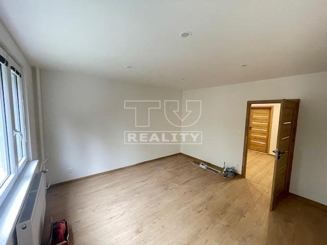 KLASICKÝ 4 IZBOVY BYT ŽILINA-SOLINKY , 85 m2