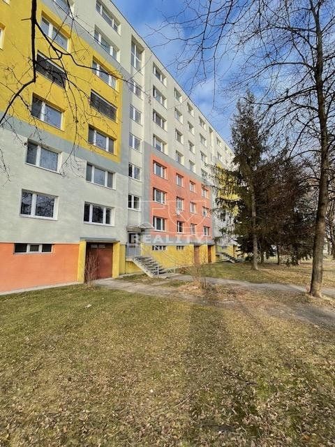 KLASICKÝ 4 IZBOVY BYT ŽILINA-SOLINKY , 85 m2