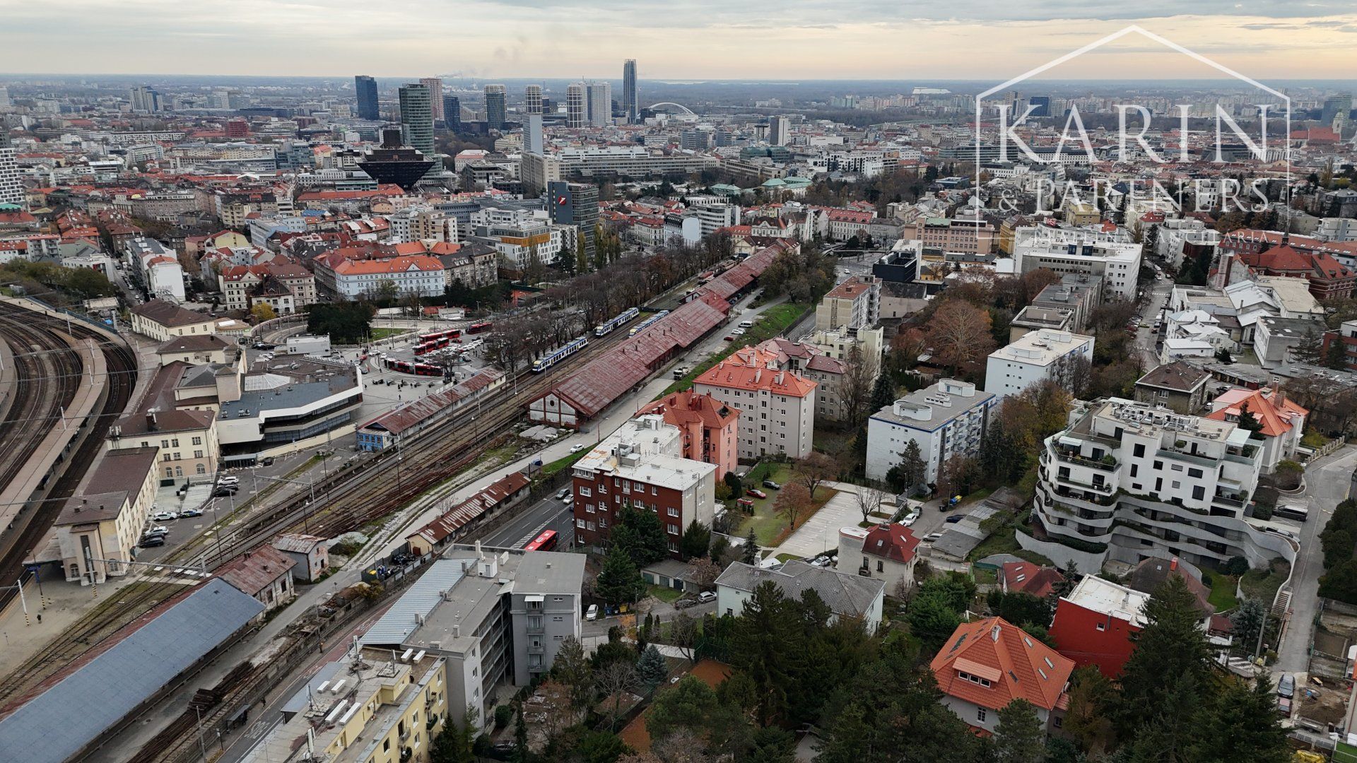 Na predaj garáž na ul. Sokolská v Bratislave - Staré Mesto v blízkosti Hlavnej železničnej stanice Bratislava