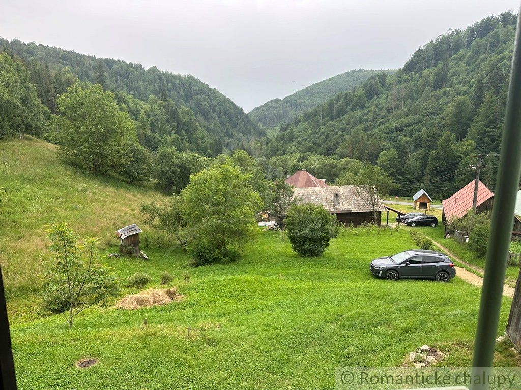 Drevenička na polosamote s pekným výhľadom Utekáč