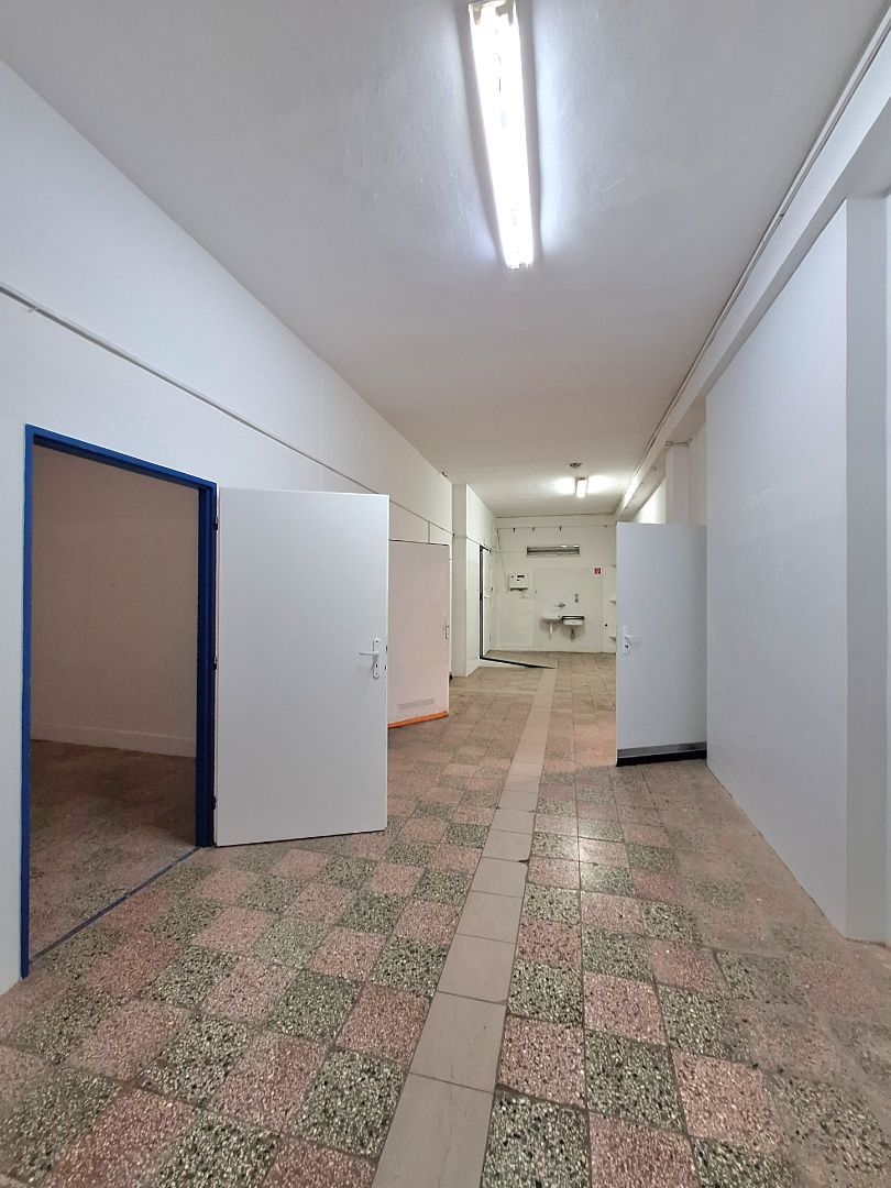 ADOMIS - Prenájom obchodných priestorov 227m2 Buzulucká ulica, OC Latorica Košice, sídlisko Dargovských hrdinov.