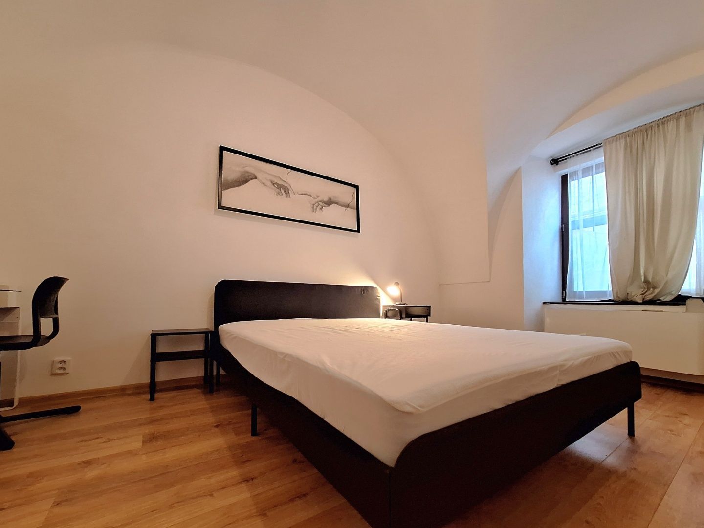 ADOMIS - predáme nebytový priestor bezbariérový 44m2 v historickom centre, Hlavná ulica, neďaleko OD Urban Košice.