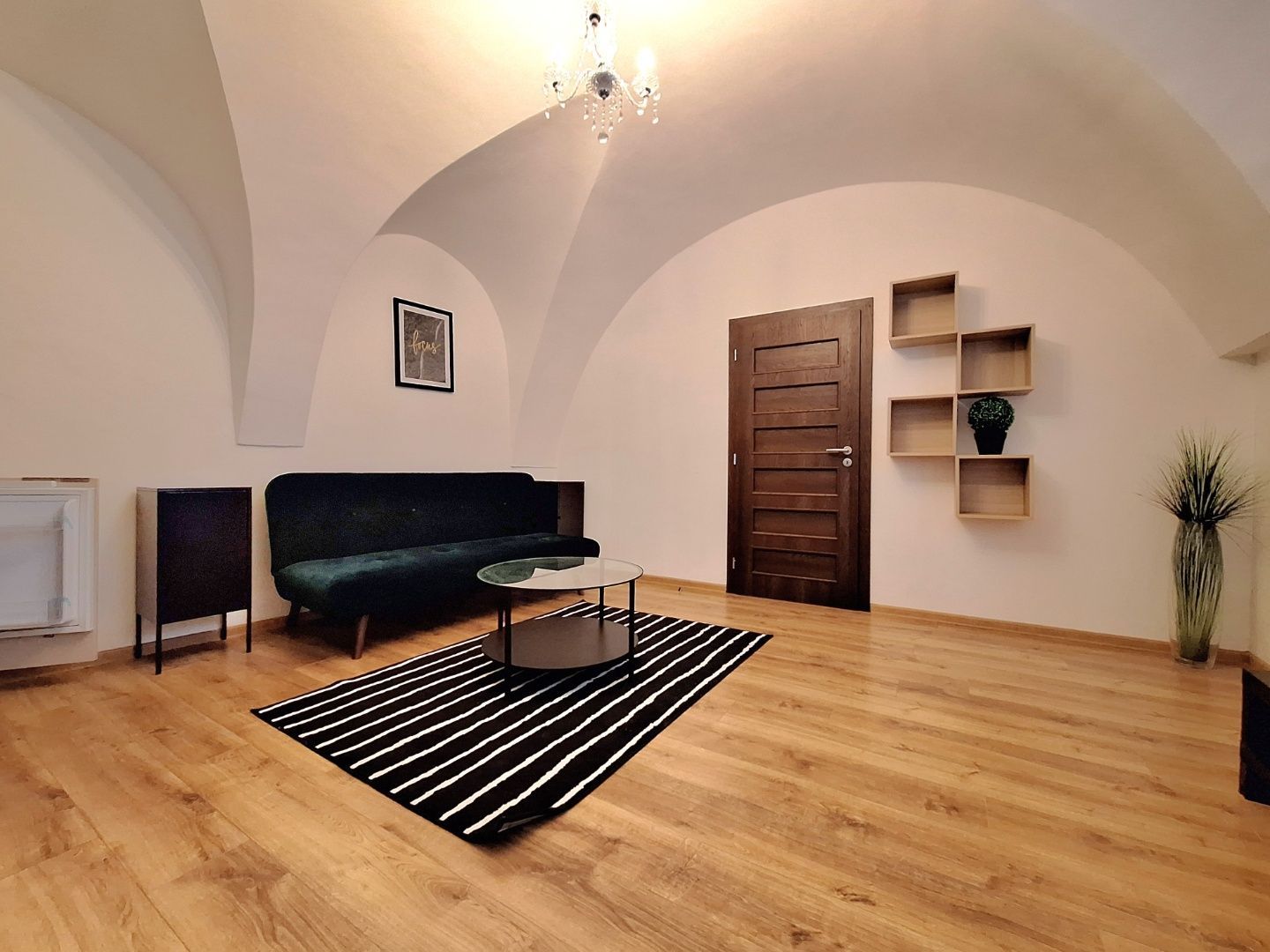 ADOMIS - predáme nebytový priestor bezbariérový 44m2 v historickom centre, Hlavná ulica, neďaleko OD Urban Košice.