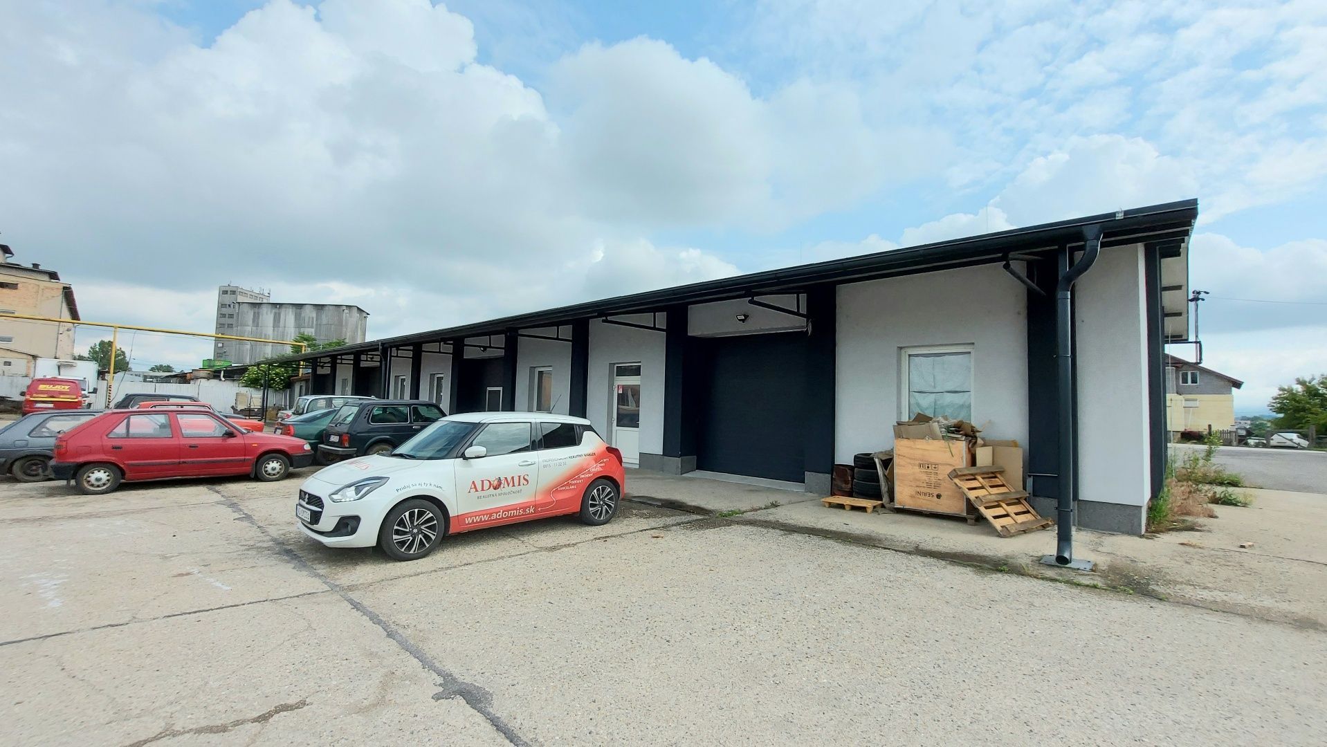 ADOMIS - Prenájom priestorov 100m2, kompletné IS, samostatné kúrenie, Čaňa