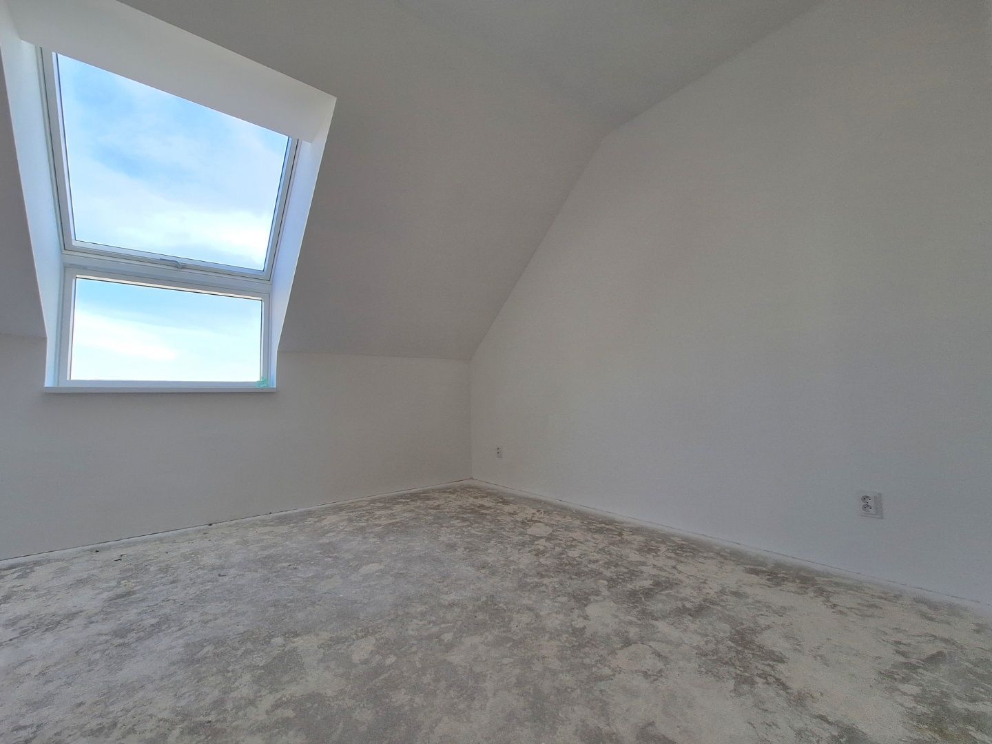 ADOMIS - AKCIA- predáme nadštandardný bezbariérový tehlový 2izbový byt 76m2 NOVOSTAVBA,balkón,Košice - Krásna