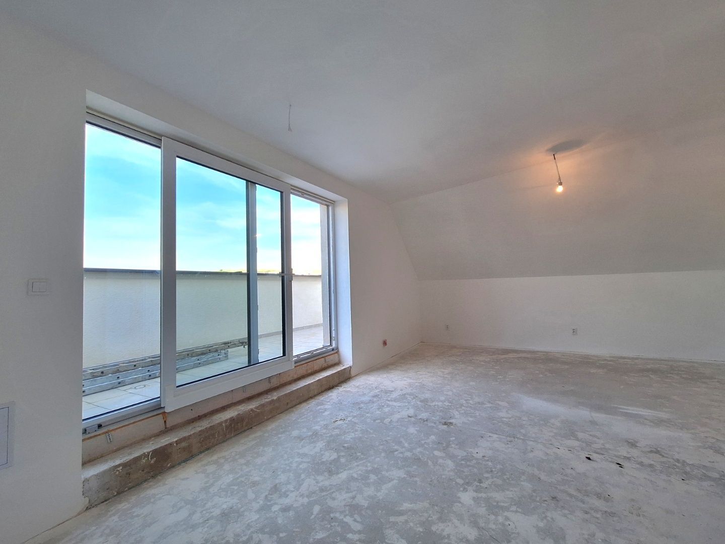 ADOMIS - AKCIA- predáme nadštandardný bezbariérový tehlový 2izbový byt 76m2 NOVOSTAVBA,balkón,Košice - Krásna