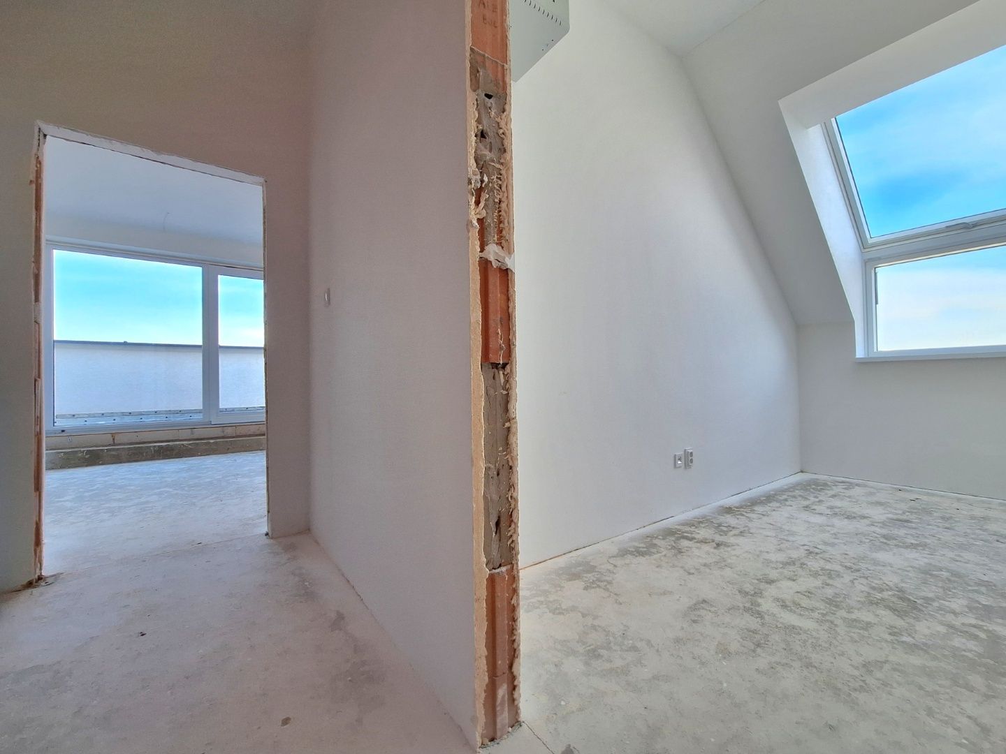 ADOMIS - AKCIA- predáme nadštandardný bezbariérový tehlový 2izbový byt 76m2 NOVOSTAVBA,balkón,Košice - Krásna