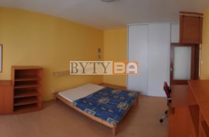 Byt 1+1, 43m2, loggia, zariadený, Rajecká, Bratislava II, 420,-EUR bez energií