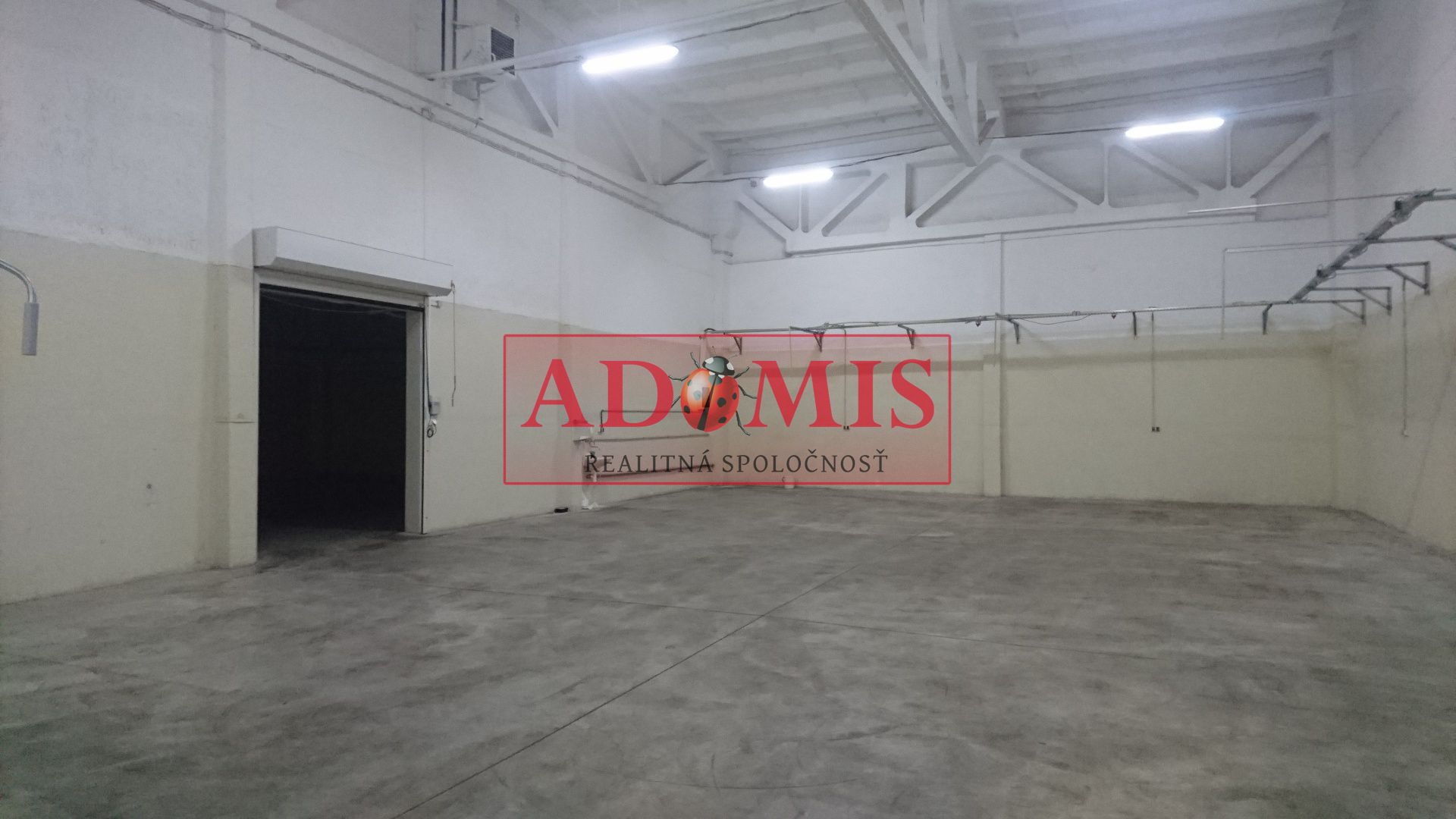 ADOMIS - Prenájom skladových priestorov, 1600m2, Košice