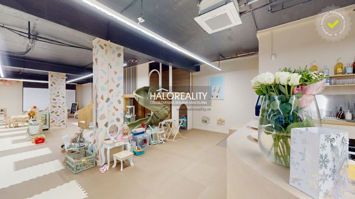 HALO reality - Predaj, obchodný priestor Bratislava Nové Mesto, Tupého - NOVOSTAVBA - EXKLUZÍVNE HALO REALITY