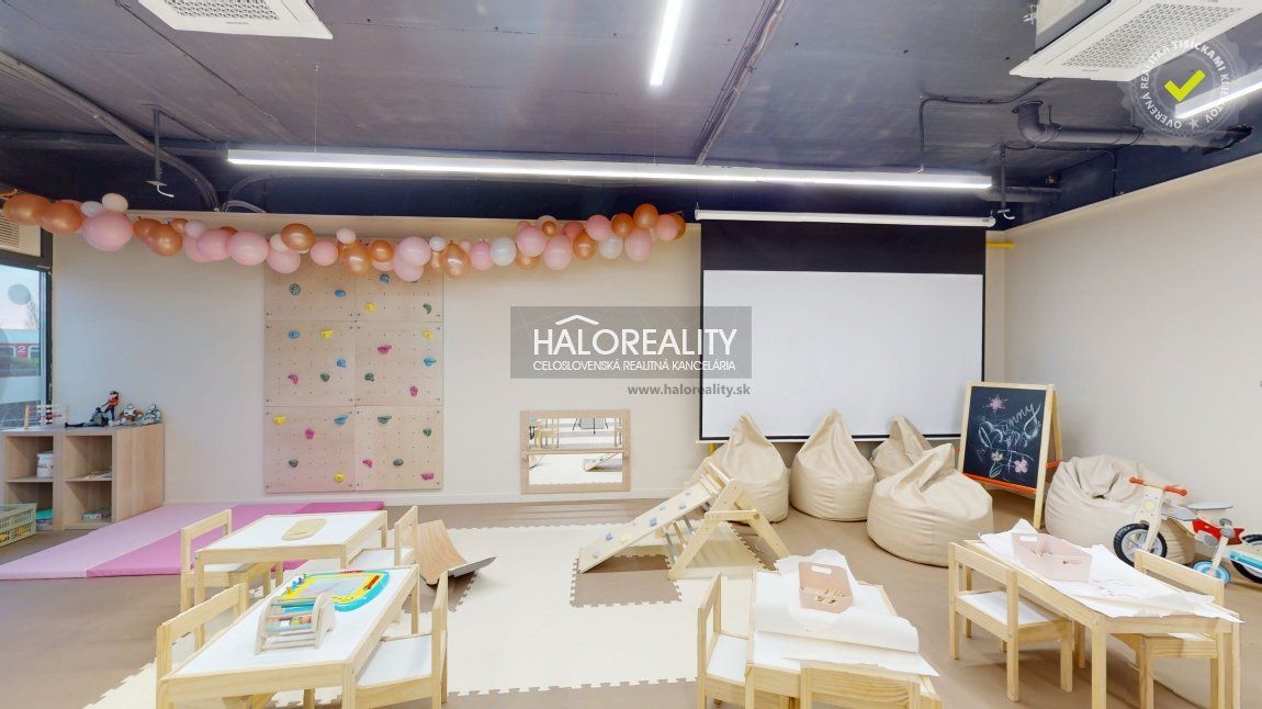 HALO reality - Predaj, obchodný priestor Bratislava Nové Mesto, Tupého - NOVOSTAVBA - EXKLUZÍVNE HALO REALITY