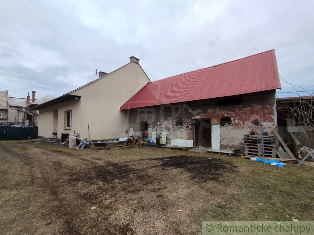 Rodinný dom - Horná Štubňa s bývaním na prízemí aj na poschodí