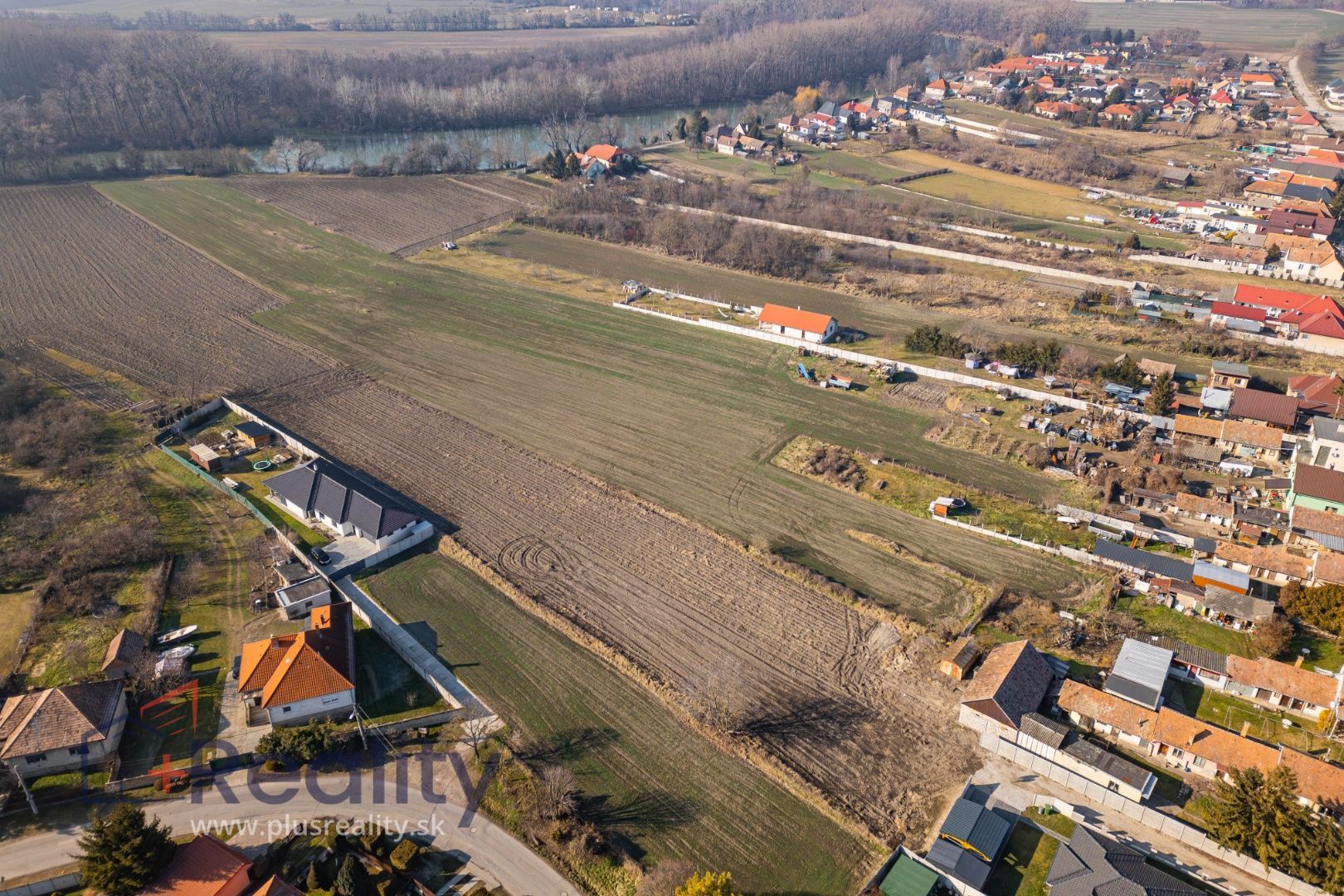Pozemky na výstavbu rodinných domov na predaj!