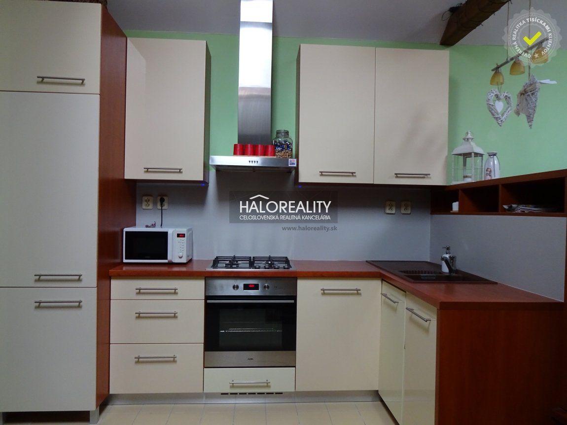 Prenájom Iný Iný-Prenájom-Levoča-500.00 €