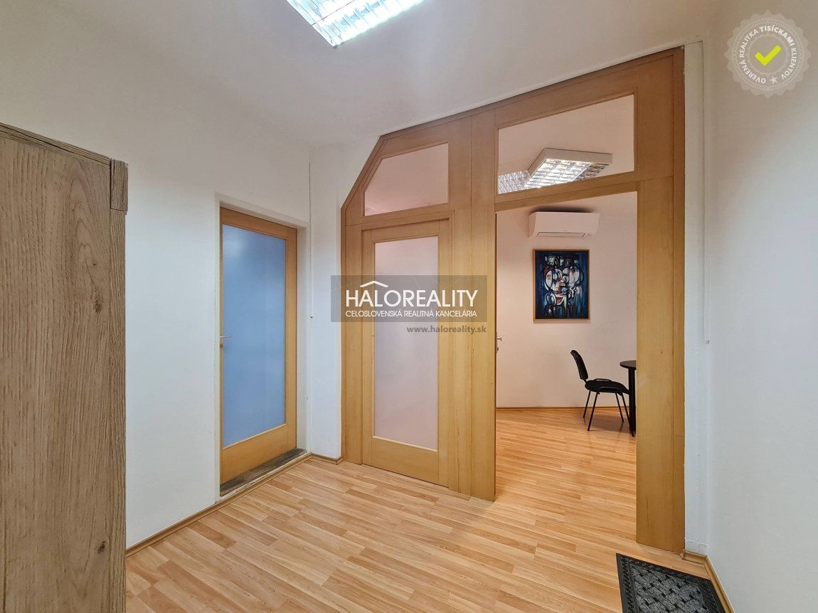 HALO reality - Prenájom, kancelársky priestor Bratislava Staré Mesto, 4 kancelárie 90,73 m2