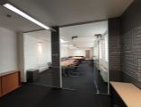 Kancelársky celok v reprezentatívnom historickom objekte v centre, 145 m2