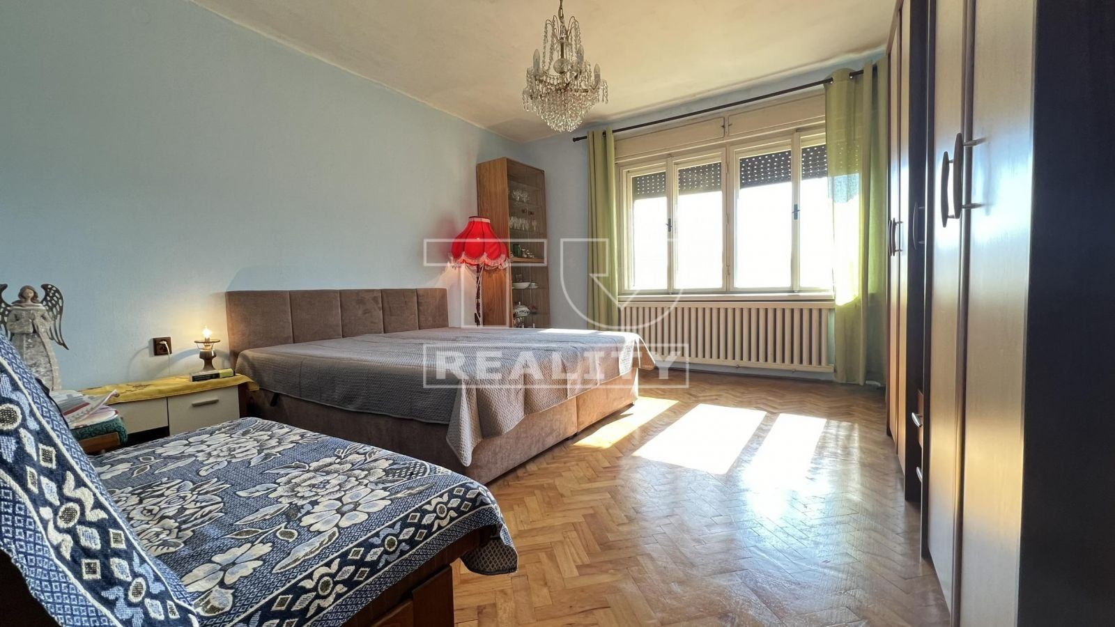Dvojgeneračný poschodový dom na poz.9á, Sládkovičovo