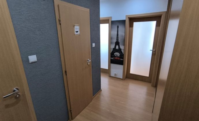 pekný prerobený 2-izb. byt  - MARTIN centrum - Ul.Holubyho
