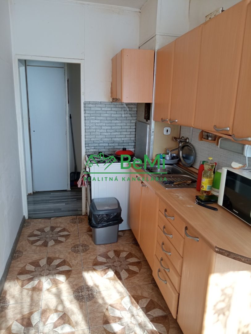 Rezervovaný: 1 izbový byt s balkónom na Komenského ulici na predaj