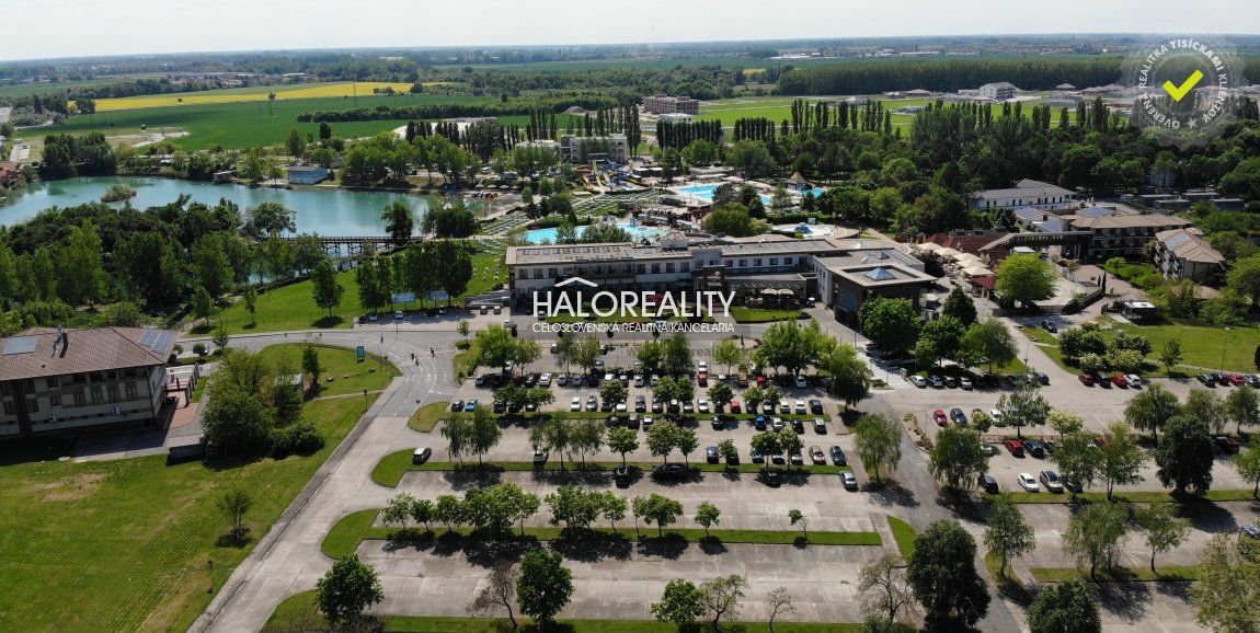 HALO reality - Predaj, priestor Dunajská Streda, Zabehnutý kemping s bufetom a apartmánovým domom  - EXKLUZÍVNE HALO REALITY