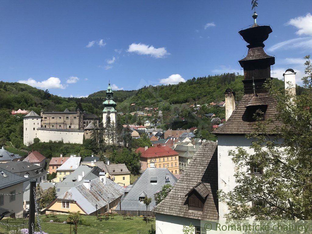 Exkluzívna nehnuteľnosť s panoramatickým výhľadom na Banskú Štiavnicu.