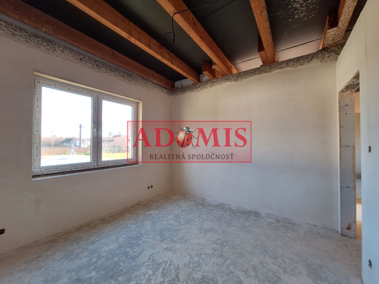 ADOMIS -  vymením bungalov 160m2 za byt,kompletné IS, pozemok 573m2, tepelné čerpadlo,blízka obec za Šacou,Veľká Ida.