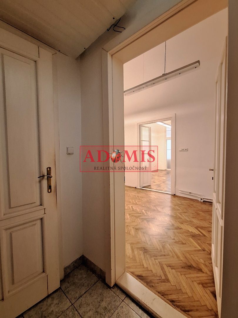 prenájom priestorov v historickej budove 88m2,162m2,450m2 centrum Košice, Mäsiarska ulica