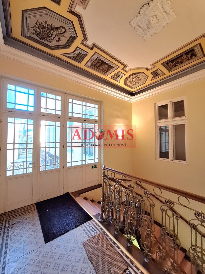 prenájom priestorov v historickej budove 88m2,162m2,450m2 centrum Košice, Mäsiarska ulica