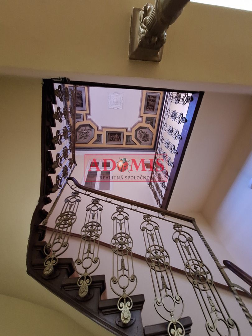 prenájom priestorov v historickej budove 88m2,162m2,450m2 centrum Košice, Mäsiarska ulica