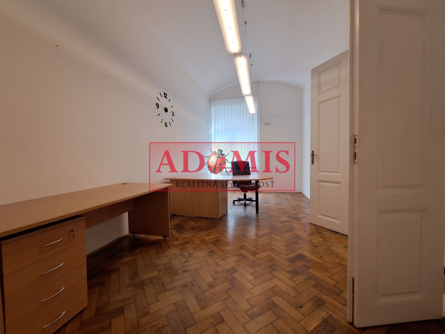 prenájom priestorov v historickej budove 88m2,162m2,450m2 centrum Košice, Mäsiarska ulica
