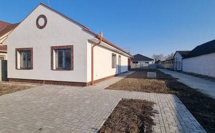 Novostavba - 4 izbový rodinný dom na predaj v obci Blatná na Ostrove