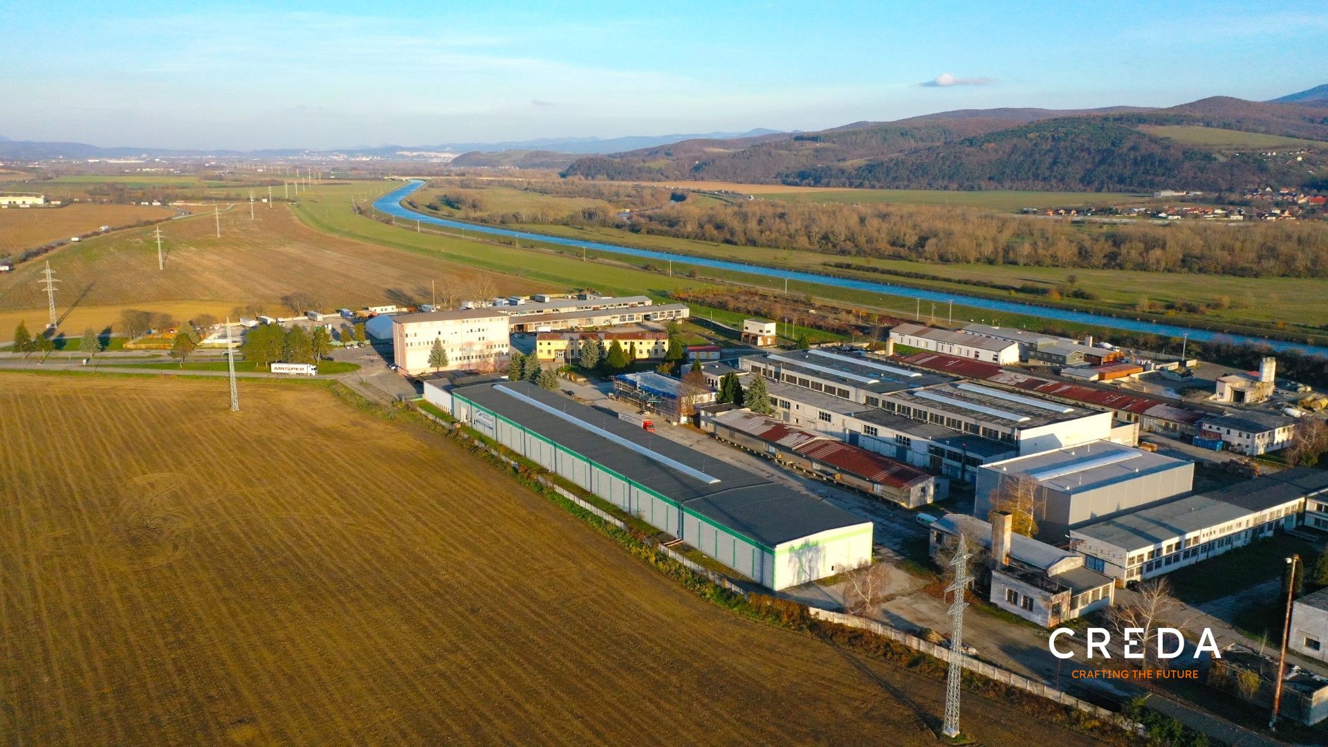 CREDA | prenájom 4 000 m2 skladová hala, Trenčianske Bohuslavice