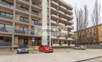 2-izbový apartmán (NP) v projekte Verdena, balkón, pivnica, 2 x parkovacie státie