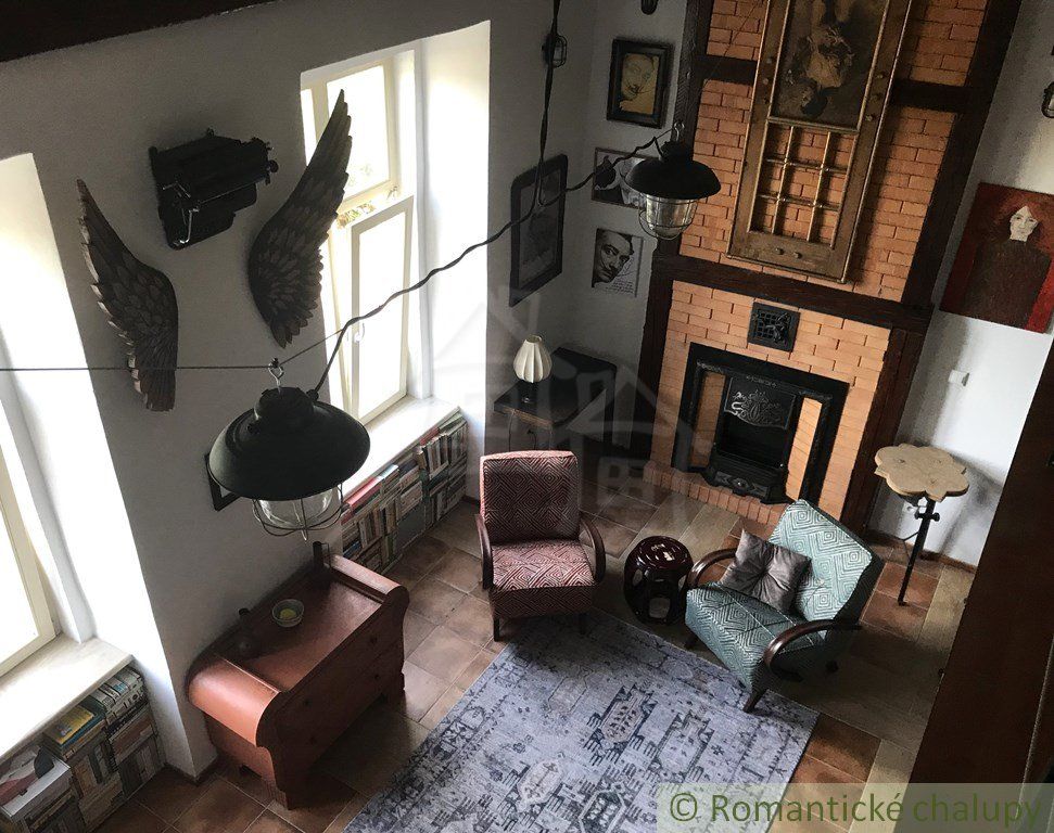ZNÍŽENÁ CENA! Štýlový apartmán v Dievčenskej Škole, Štiavnické Bane
