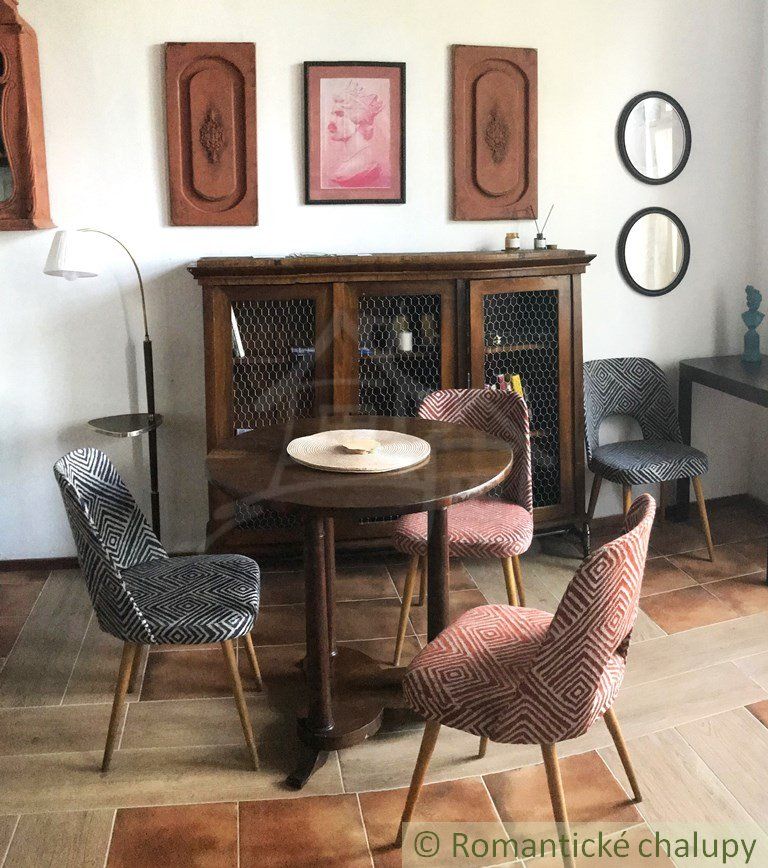 ZNÍŽENÁ CENA! Štýlový apartmán v Dievčenskej Škole, Štiavnické Bane