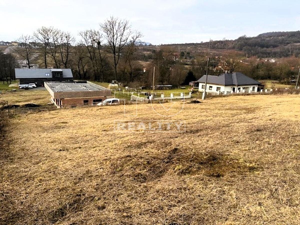 Slnečný pozemok, Veľký Šariš-Kanaš, 827 m2.