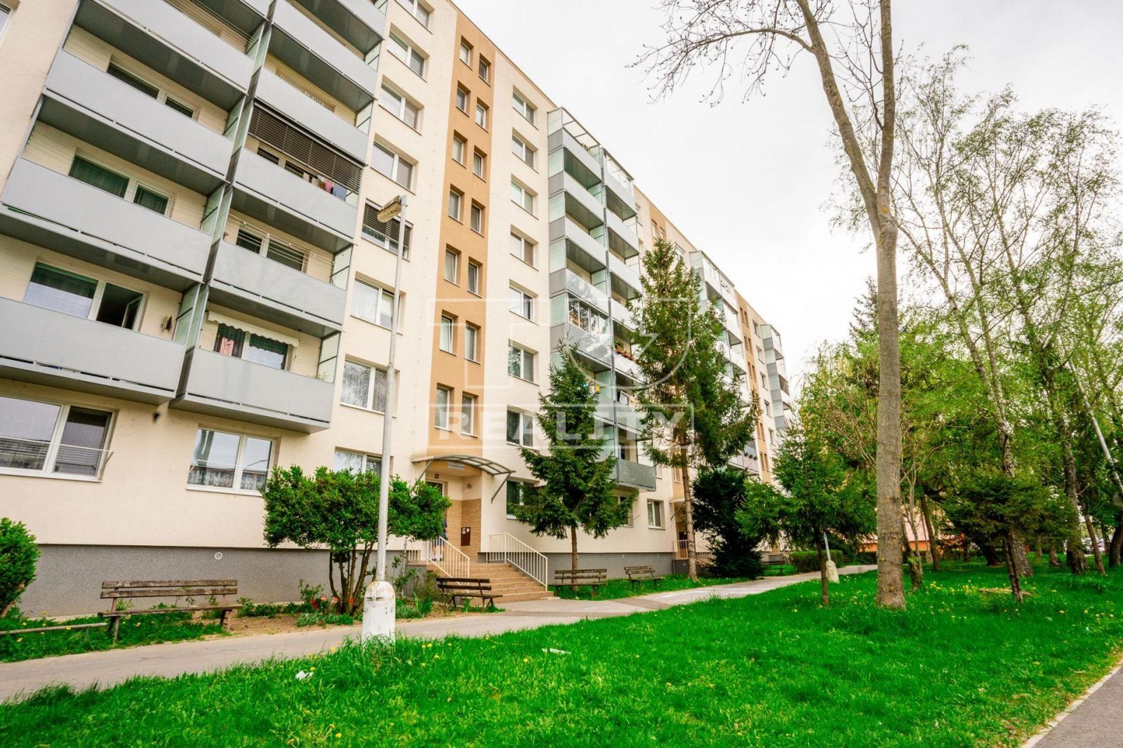 3,5 izbový byt v Topoľčanoch s rozlohou 73m2