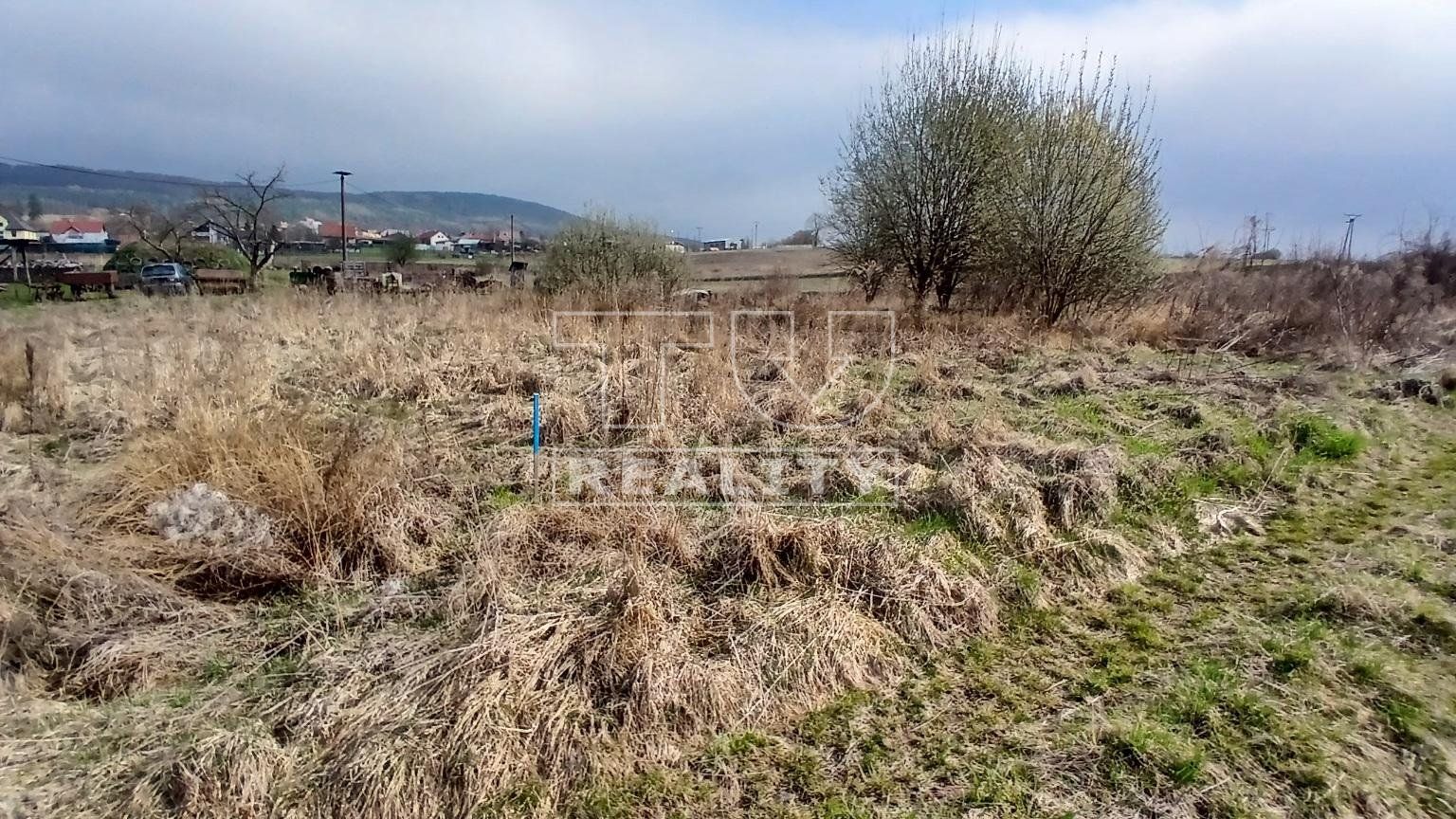 Predaj Rekreačný pozemok Rekreačný pozemok-Predaj-Chmeľovec-37000.00 €