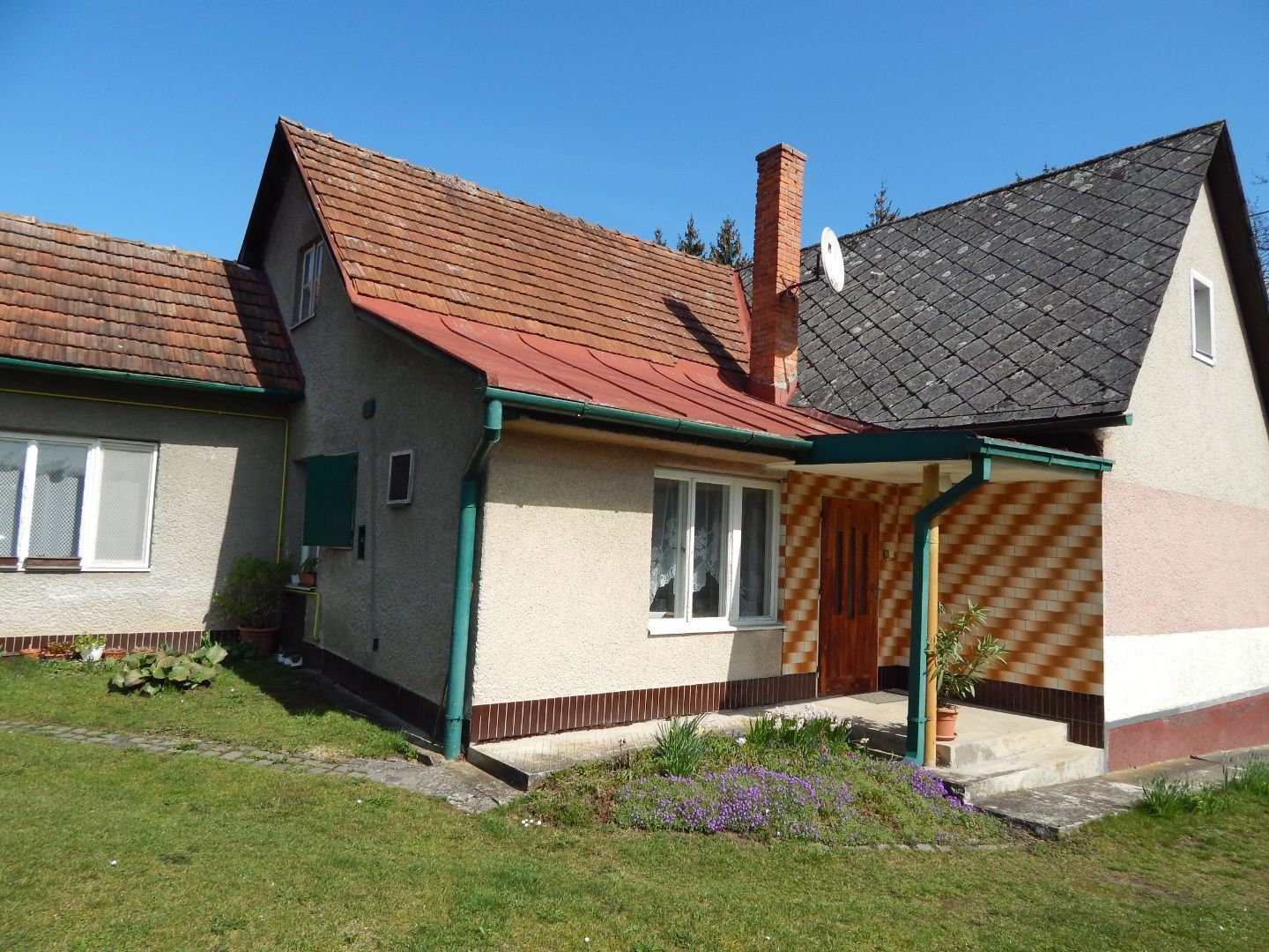 Predaj Rodinný dom Rodinný dom-Predaj-Kľačno-125000.00 €